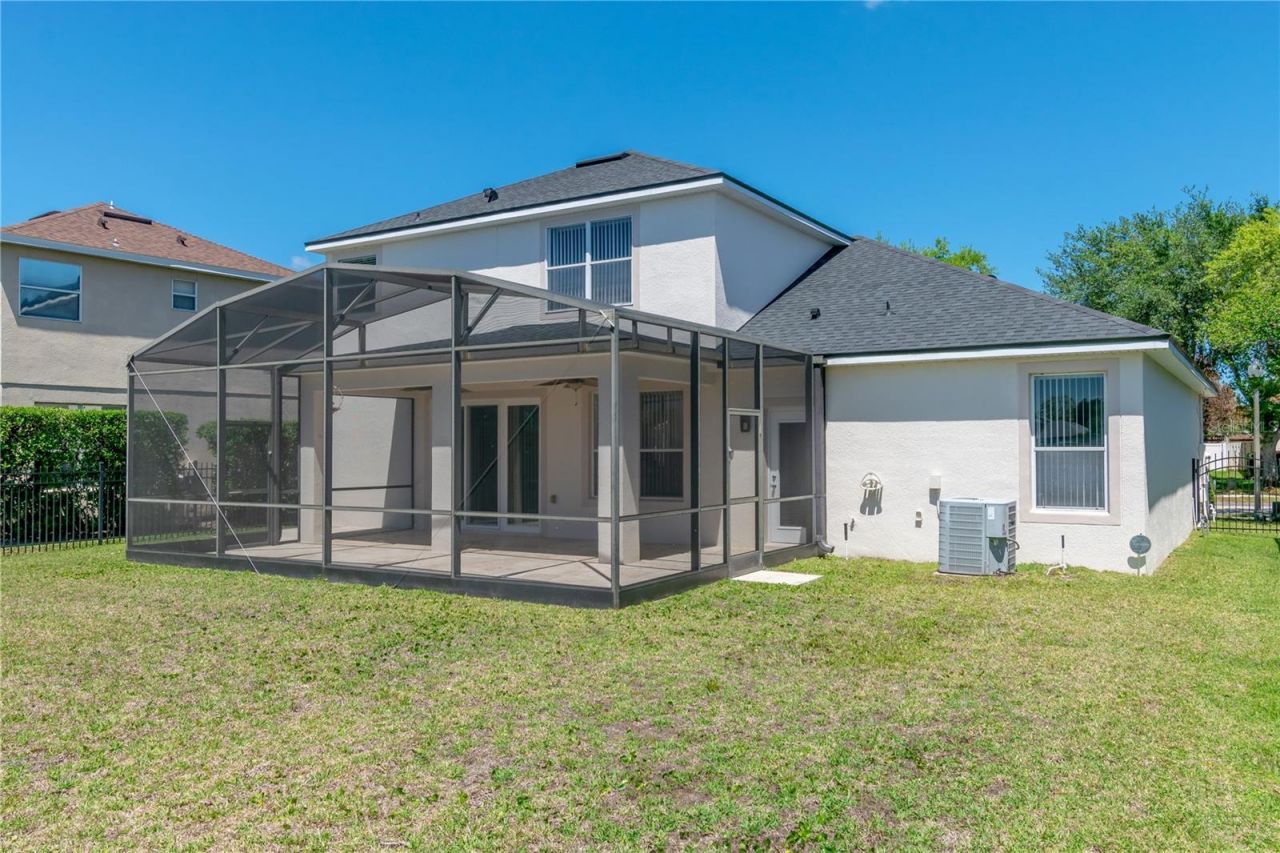 6609 Lake Pembroke Place, Orlando, FL 32829 Photo