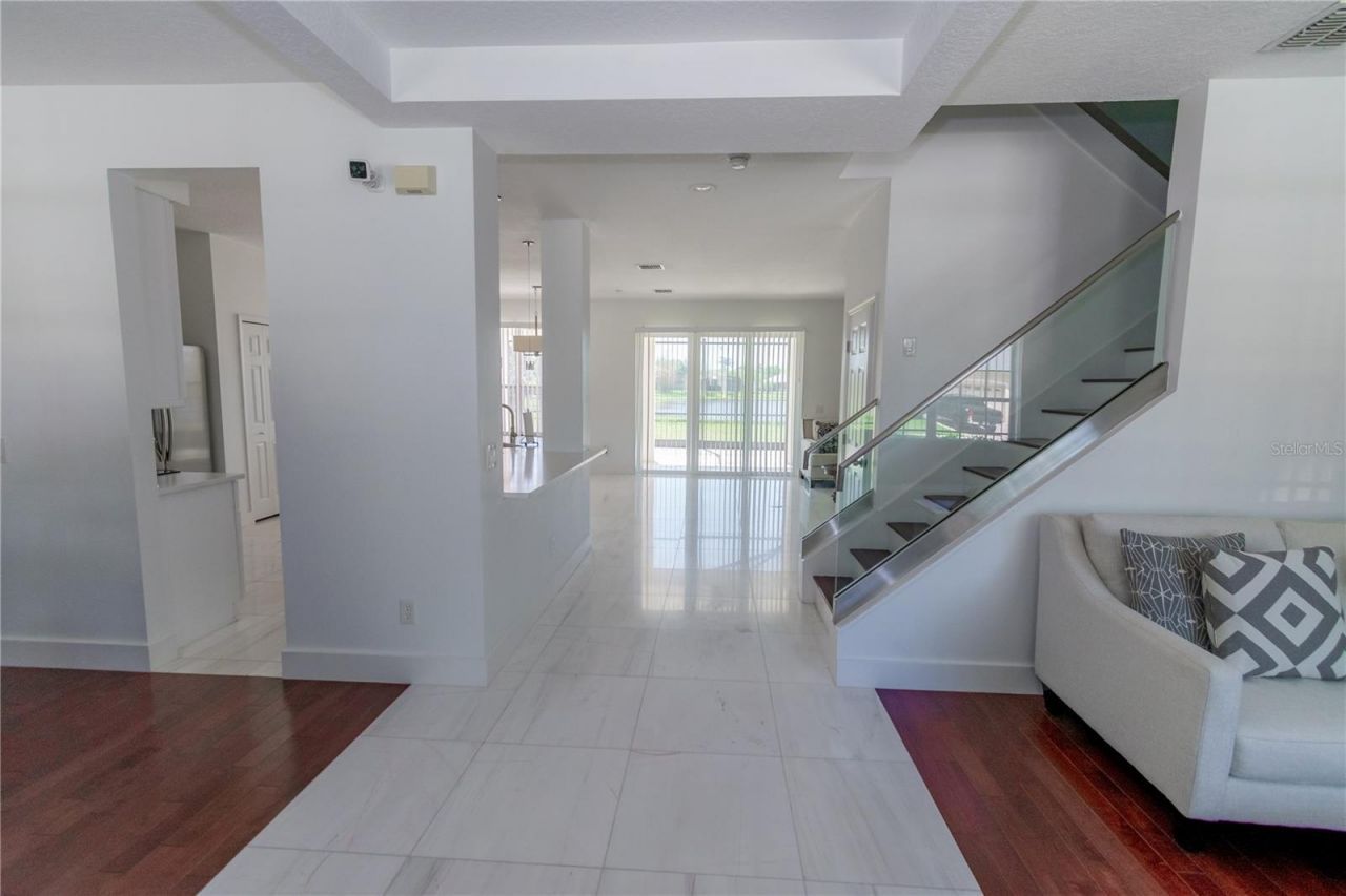 6609 Lake Pembroke Place, Orlando, FL 32829 Photo