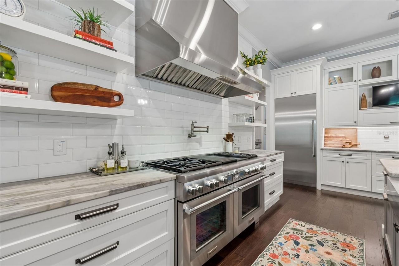 17001 Midas Lane, Lutz, FL 33549 Photo