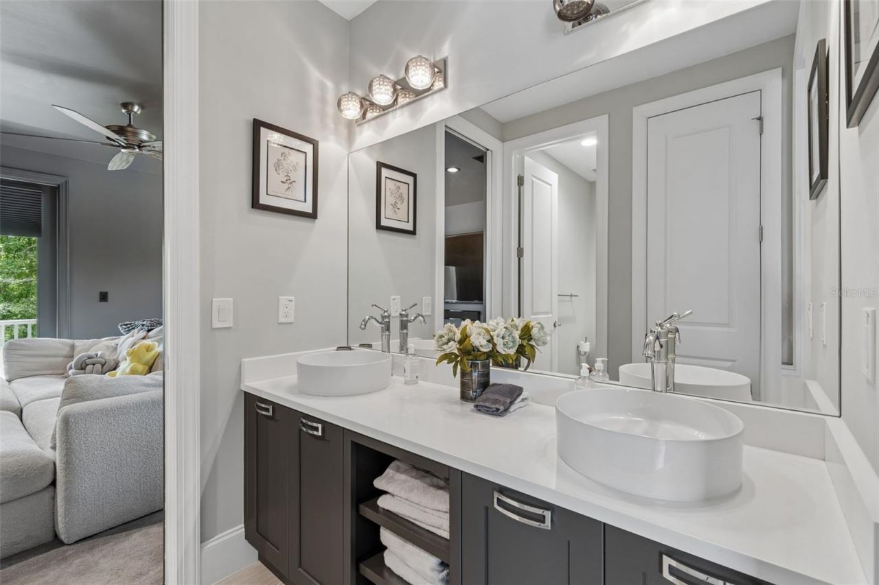 17001 Midas Lane, Lutz, FL 33549 Photo