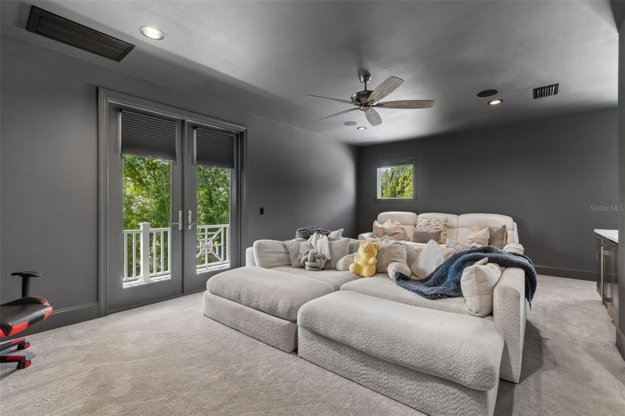 17001 Midas Lane, Lutz, FL 33549 Photo