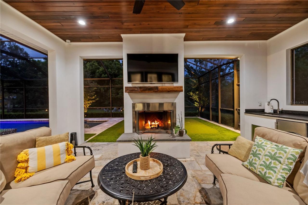 17001 Midas Lane, Lutz, FL 33549 Photo