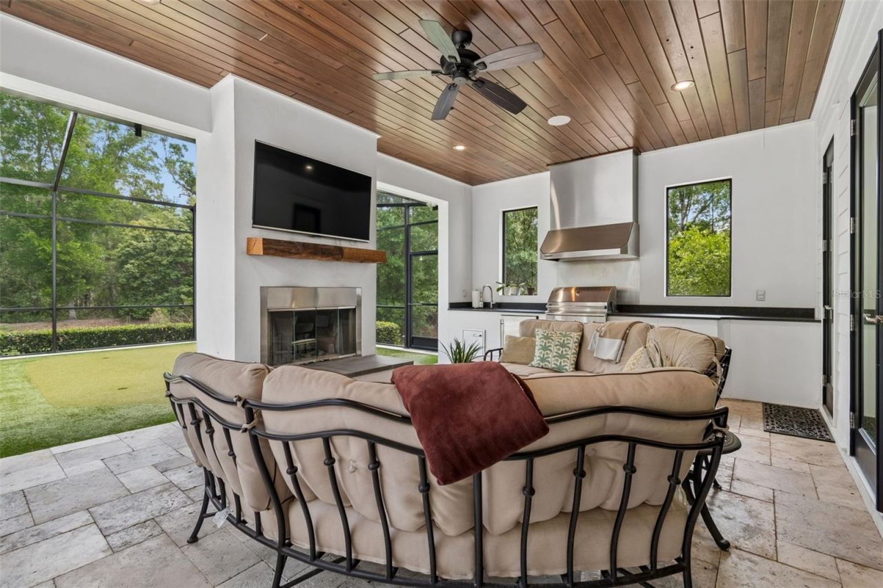 17001 Midas Lane, Lutz, FL 33549 Photo