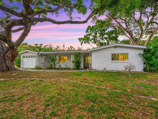 3315 W BEAUMONT STREET, TAMPA, FL 33611