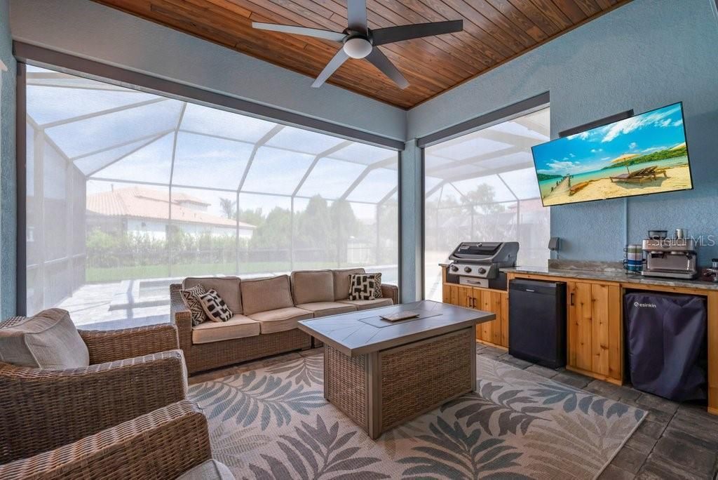 14908 Bassinger Lane, Lithia, FL 33547 Photo