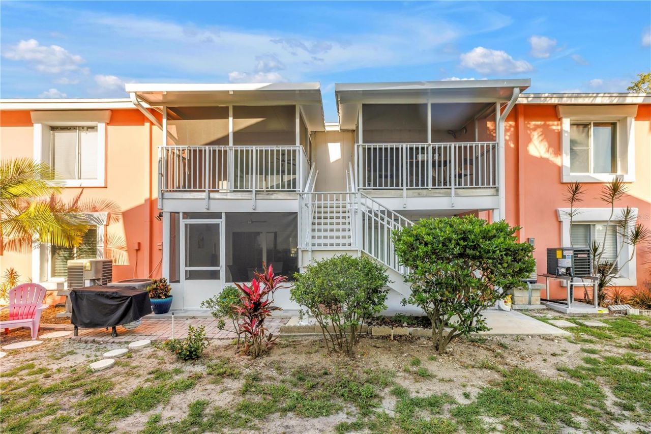 3795 41st Lane S, Unit H, Saint Petersburg, FL 33711 Photo