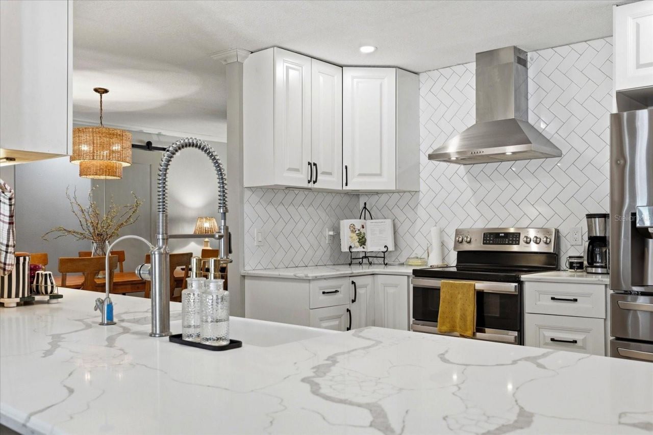 7089 122nd Way, Seminole, FL 33772 Photo