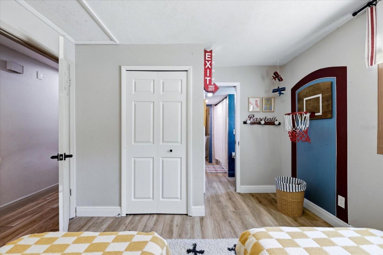 7089 122nd Way, Seminole, FL 33772 Photo