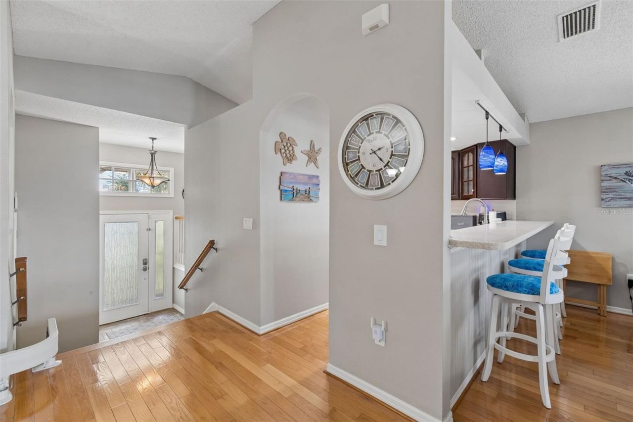 6211 Bayside Drive, New Port Richey, FL 34652 Photo