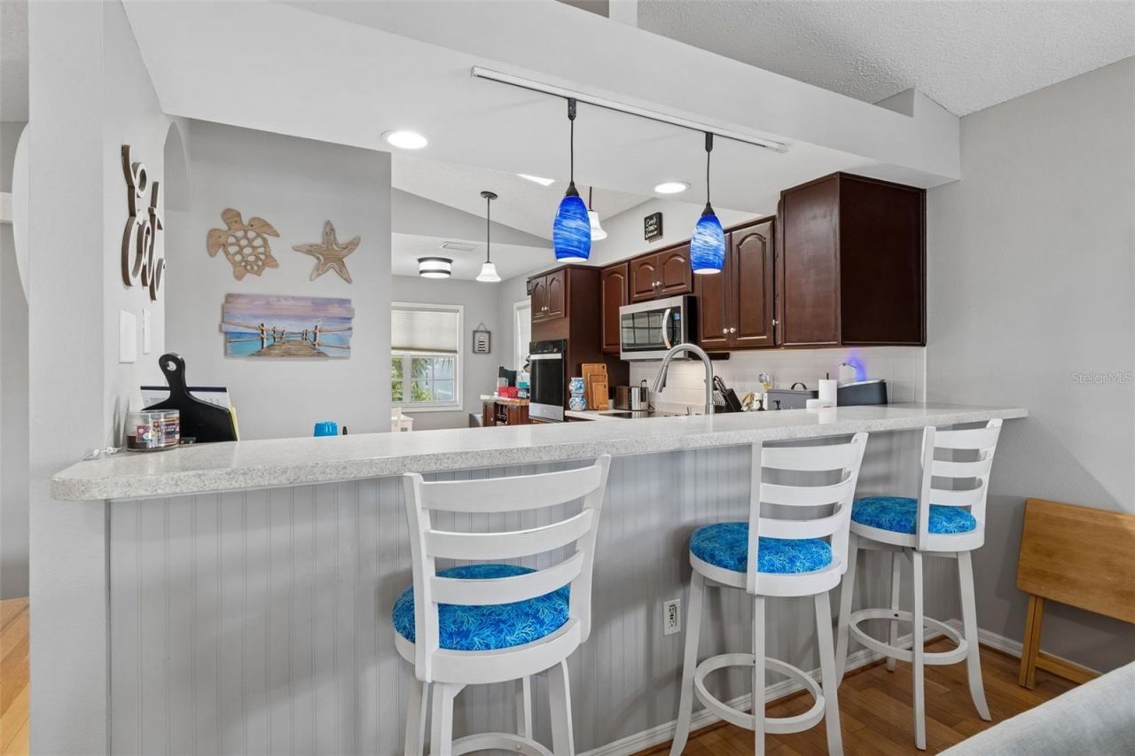 6211 Bayside Drive, New Port Richey, FL 34652 Photo