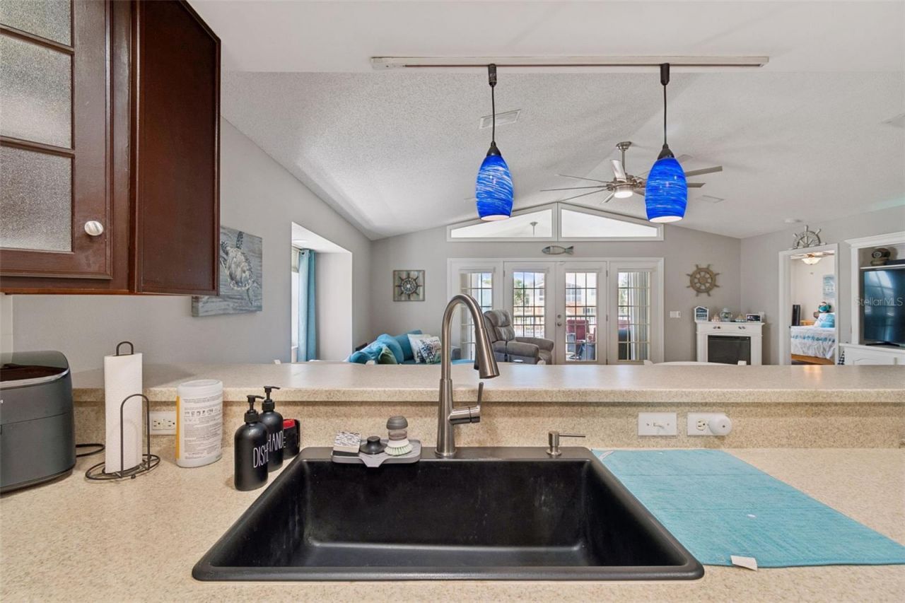 6211 Bayside Drive, New Port Richey, FL 34652 Photo