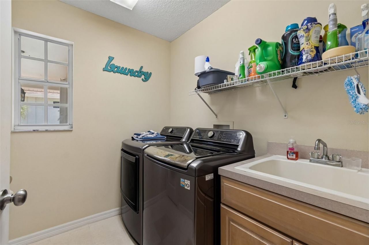 6211 Bayside Drive, New Port Richey, FL 34652 Photo