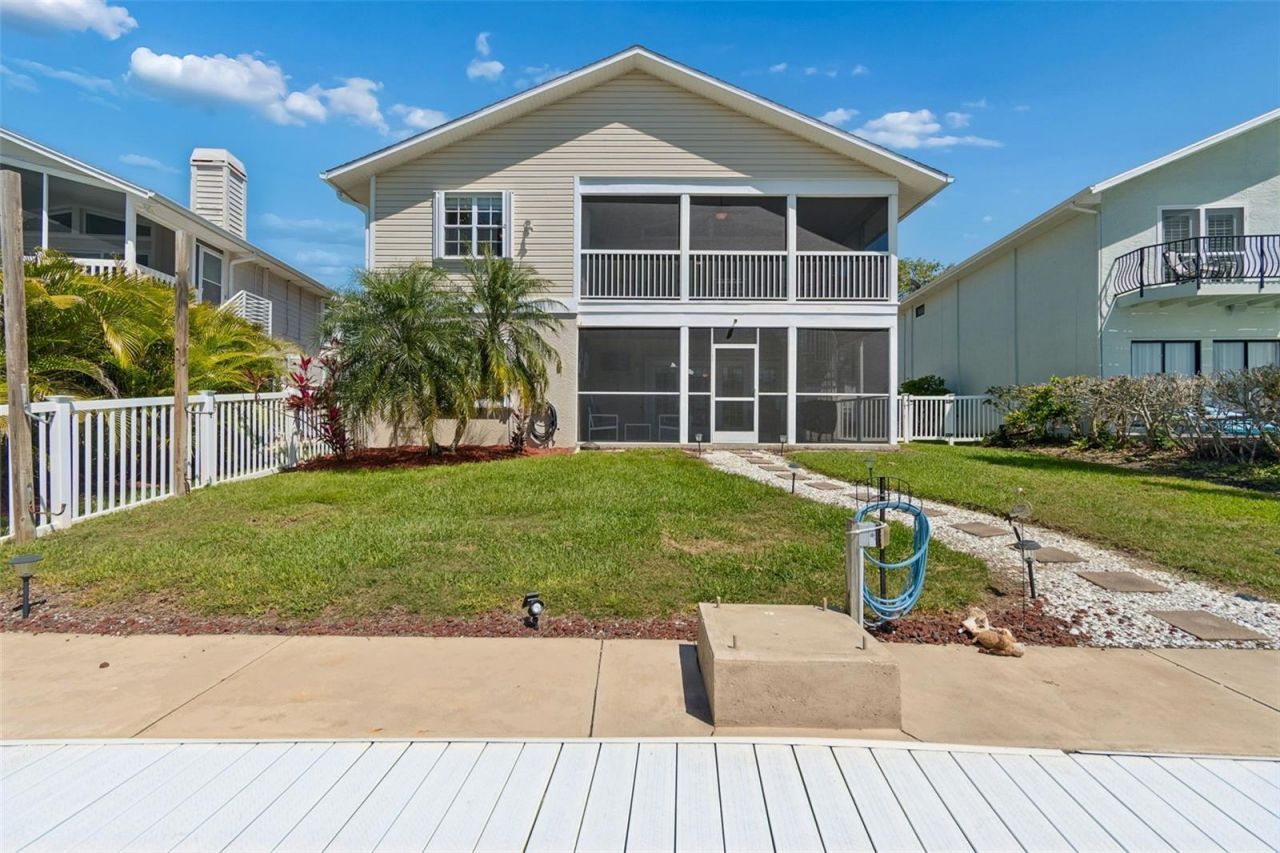 6211 Bayside Drive, New Port Richey, FL 34652 Photo