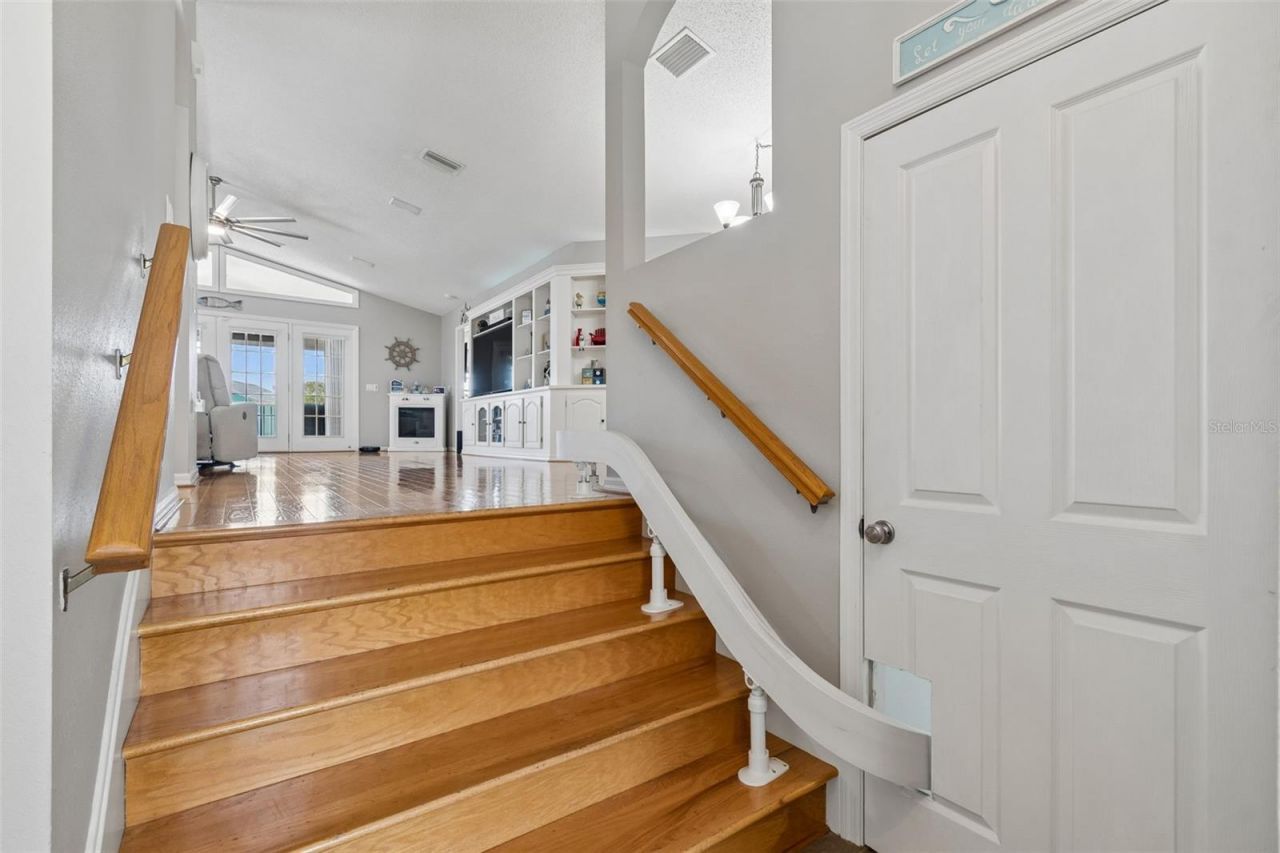 6211 Bayside Drive, New Port Richey, FL 34652 Photo