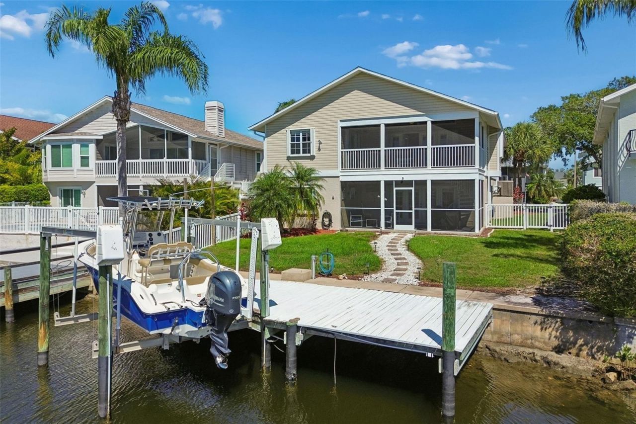 6211 Bayside Drive, New Port Richey, FL 34652 Photo