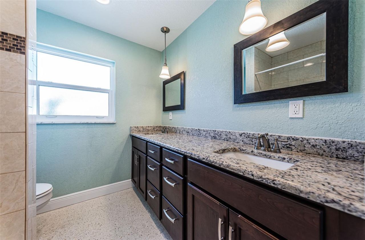 14025 Yacht Club Boulevard, Seminole, FL 33776 Photo