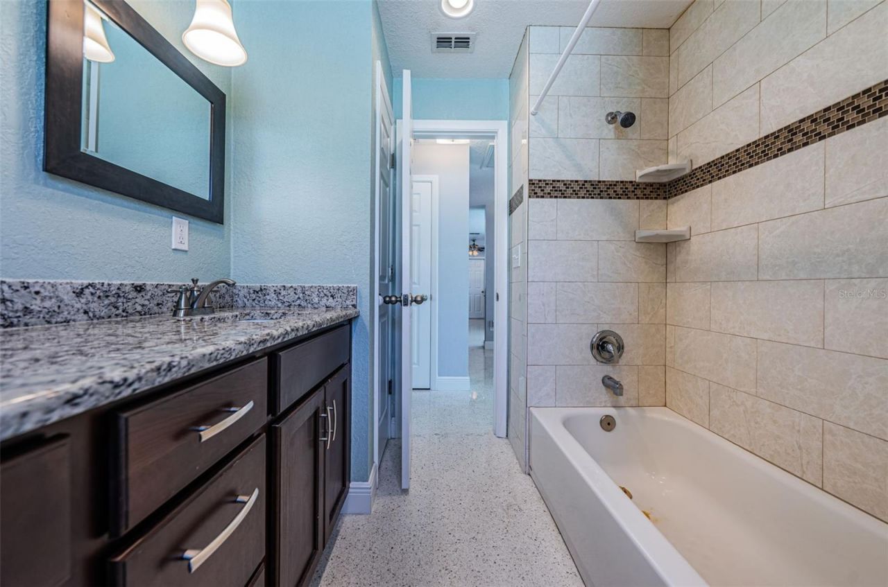 14025 Yacht Club Boulevard, Seminole, FL 33776 Photo