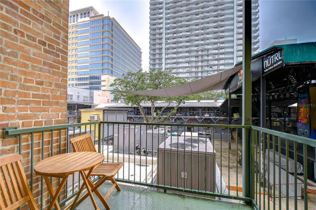 215 Central Avenue, Unit 2B, Saint Petersburg, FL 33701 Photo