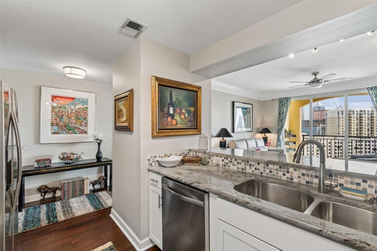 345 Bayshore Boulevard, Unit 1206, Tampa, FL 33606 Photo