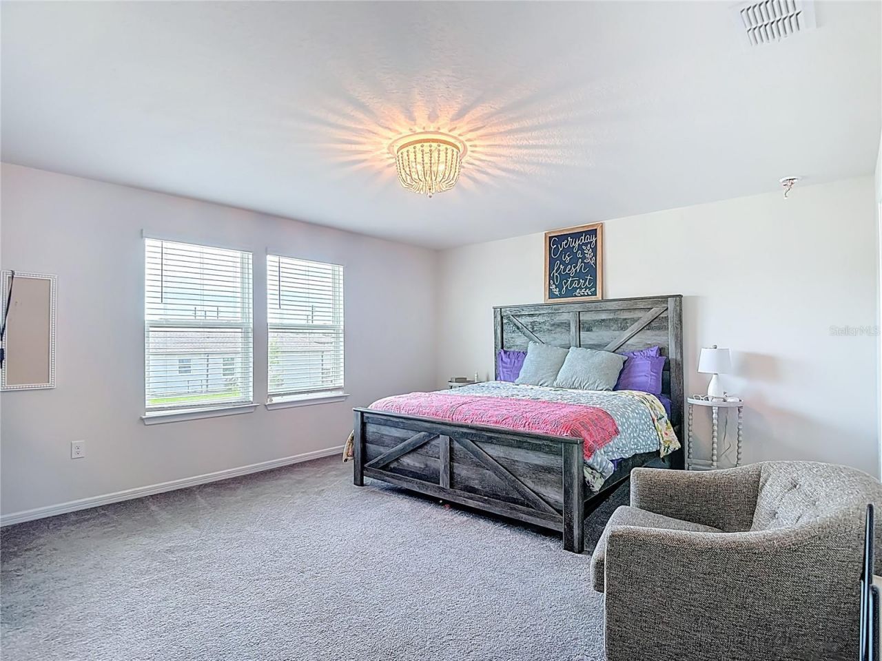 6136 Bradford Woods Drive, Zephyrhills, FL 33542 Photo