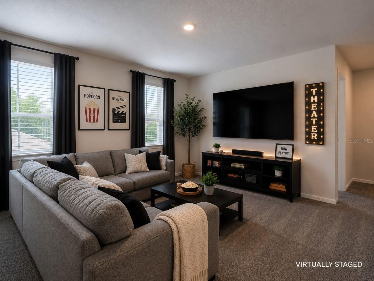 6136 Bradford Woods Drive, Zephyrhills, FL 33542 Photo