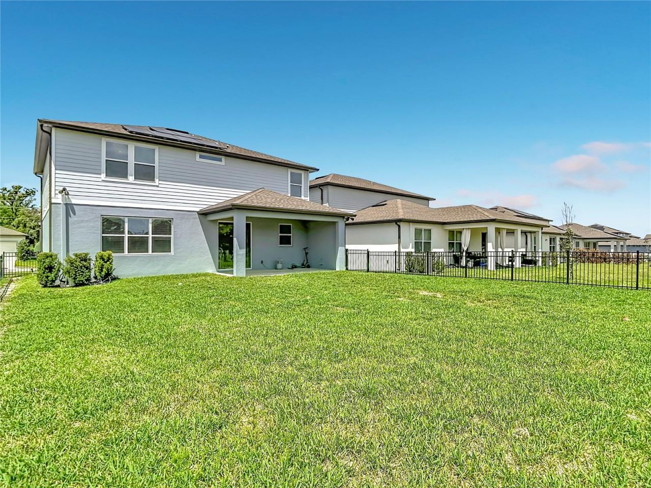 6136 Bradford Woods Drive, Zephyrhills, FL 33542 Photo