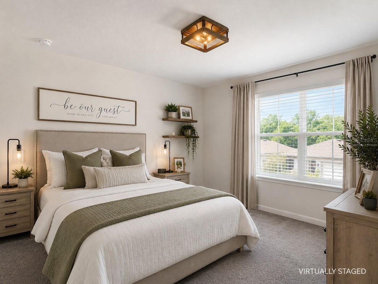 6136 Bradford Woods Drive, Zephyrhills, FL 33542 Photo