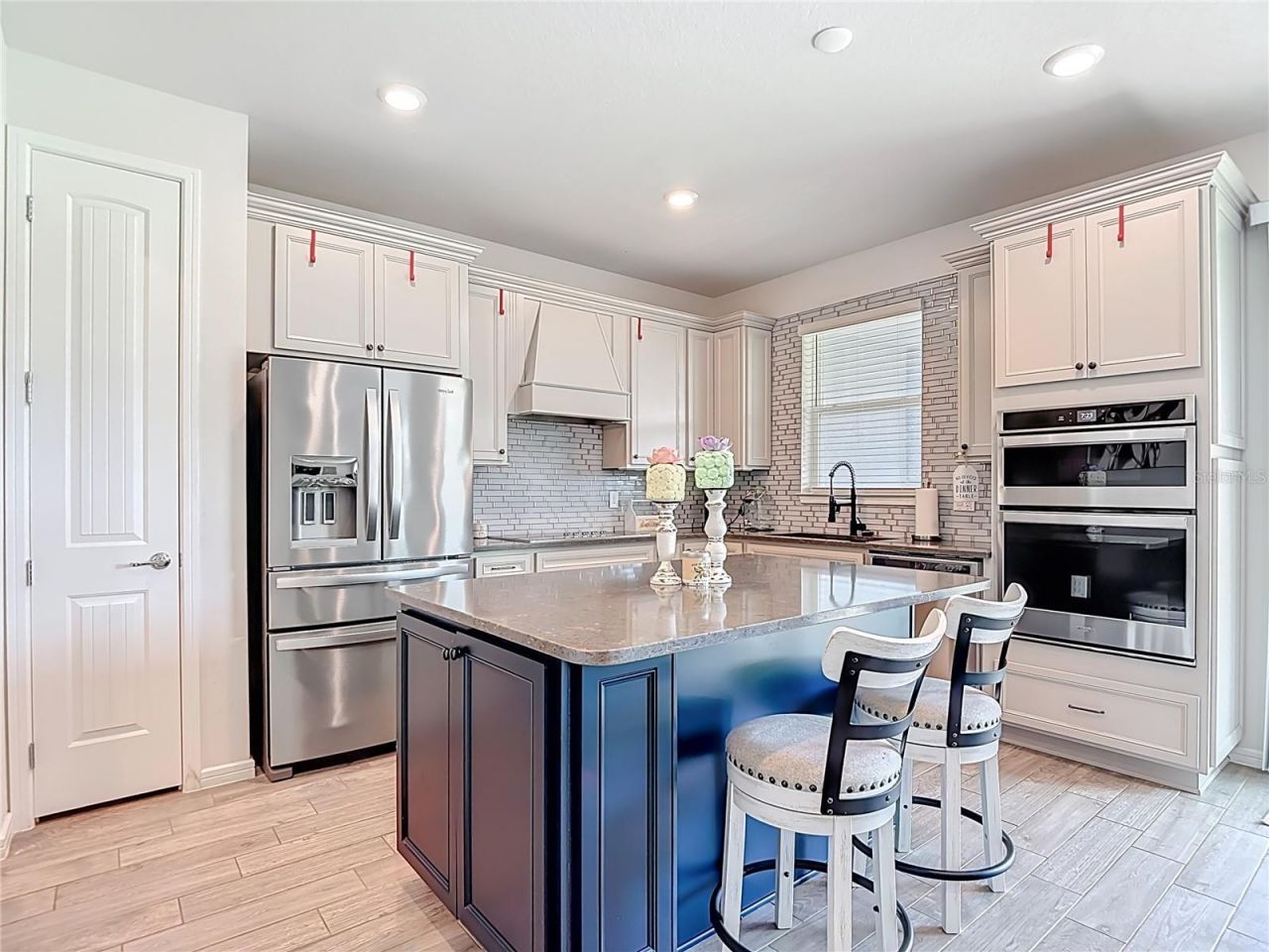 6136 Bradford Woods Drive, Zephyrhills, FL 33542 Photo