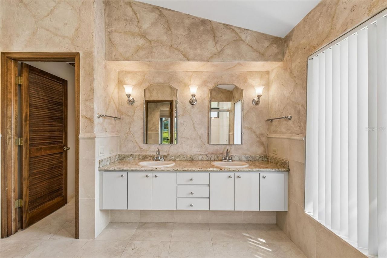 8723 Ashbury Drive, Hudson, FL 34667 Photo