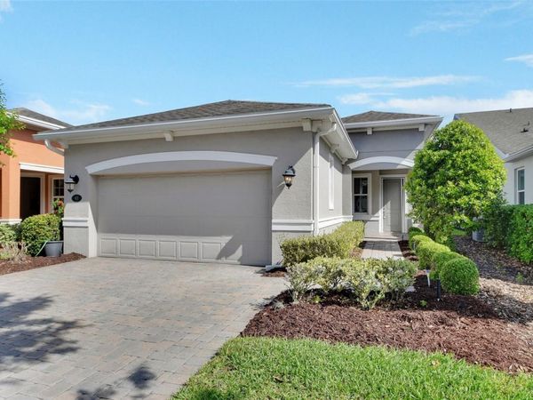 423 TISBURY COURT , DELAND, FL 32724