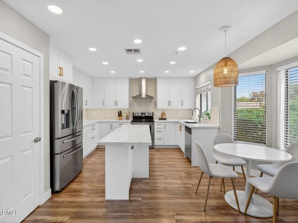 9655 E LUDLOW Drive, Scottsdale, AZ 85260