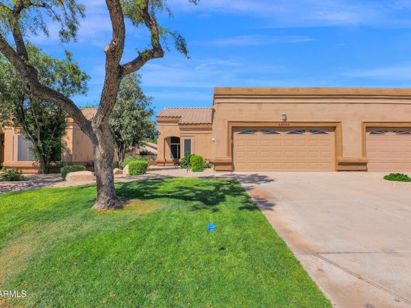 19828 N 90TH Drive, Peoria, AZ 85382