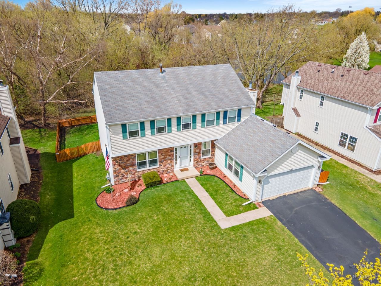 1266 Fernleaf Drive , Crystal Lake, IL 60014