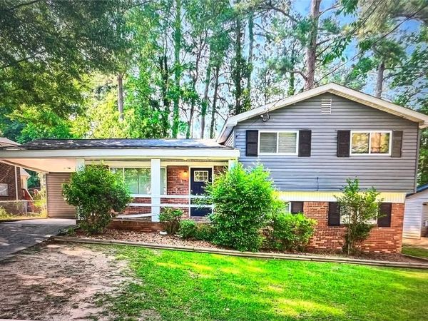 3238 Amhurst Drive NW, Atlanta, GA 30318