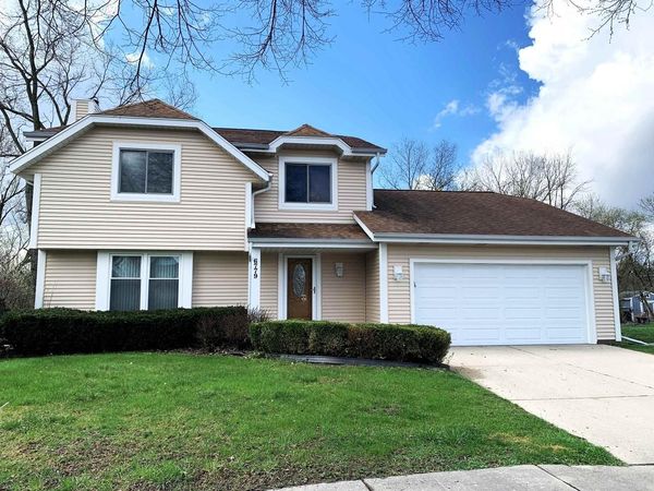 6779 Radburn Lane, Greendale, WI 53129