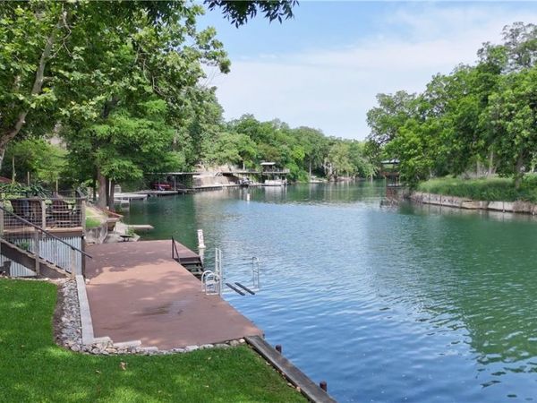 1817 Kuehler Avenue , New Braunfels, TX 78130