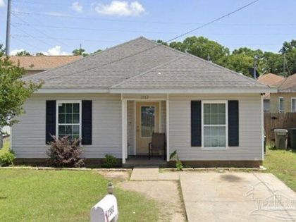 2562 N D St Pensacola, FL 32501