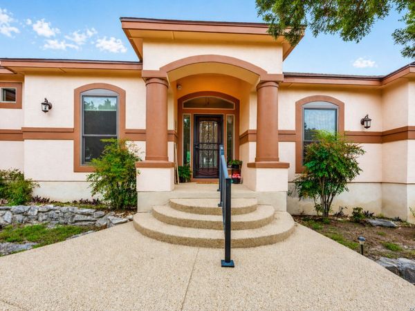 580 County Road 273, Mico, TX 78056