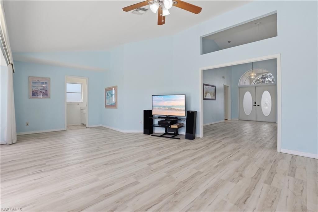 1022 SW 18th Ter, Cape Coral, FL 33991 Photo