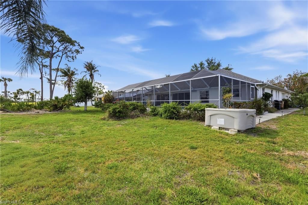 1022 SW 18th Ter, Cape Coral, FL 33991 Photo