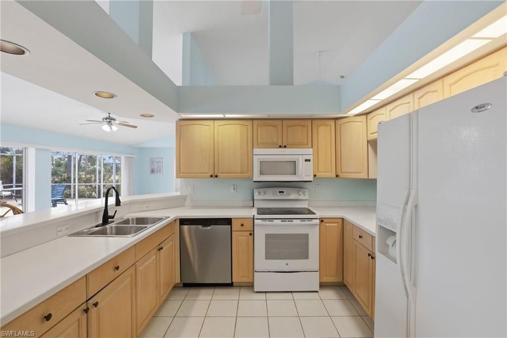 1022 SW 18th Ter, Cape Coral, FL 33991 Photo