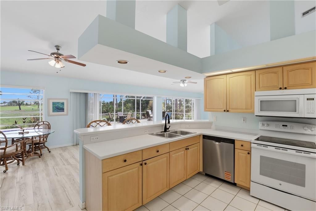 1022 SW 18th Ter, Cape Coral, FL 33991 Photo
