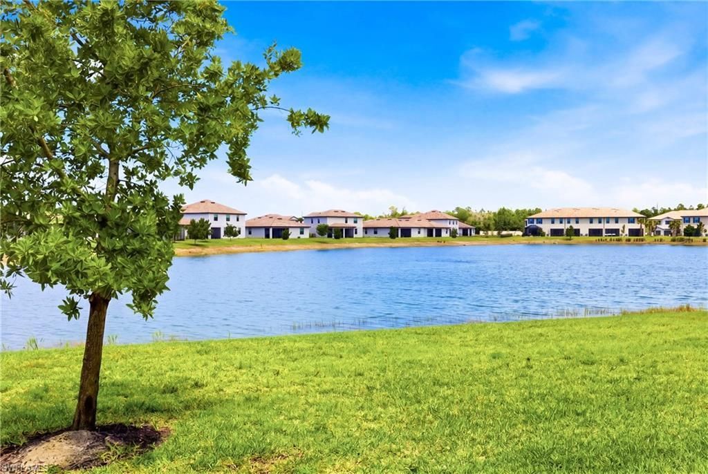 14208 Pine Lodge Ln, Fort Myers, FL 33913 Photo