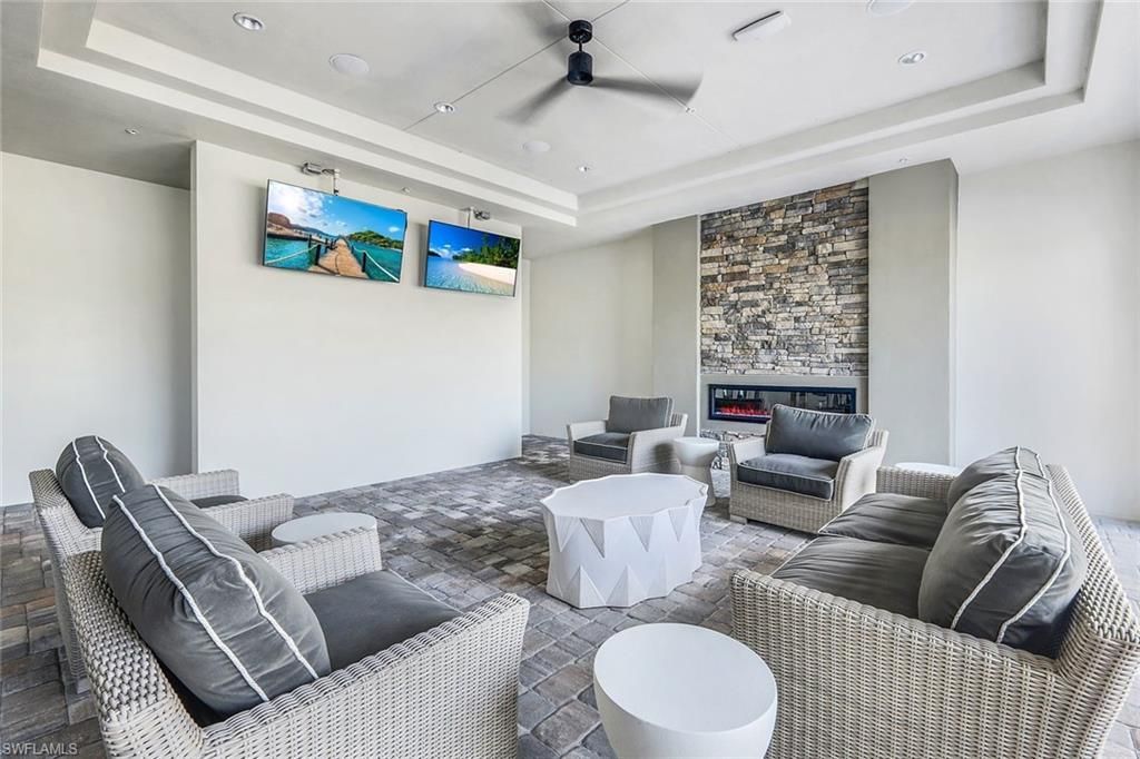 14208 Pine Lodge Ln, Fort Myers, FL 33913 Photo