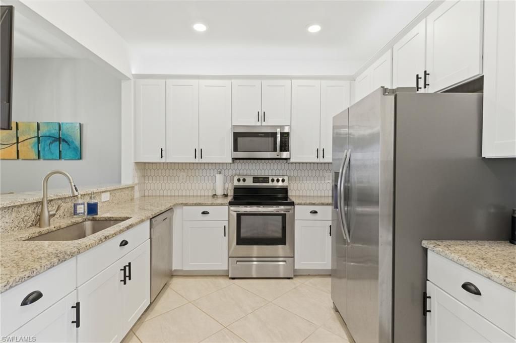 14208 Pine Lodge Ln, Fort Myers, FL 33913 Photo