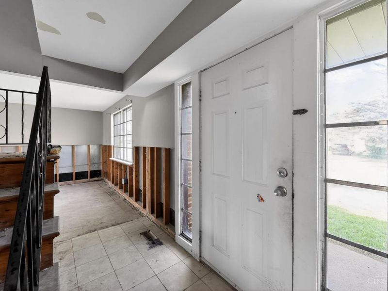 1773 Continental Drive, Sharonville, OH 45246 Photo 5