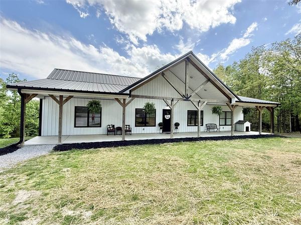 182 Doe Run Rd. , Morgantown, KY 42261