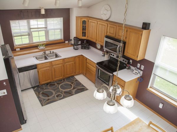 819 Spellman Street, Mount Horeb, WI 53572