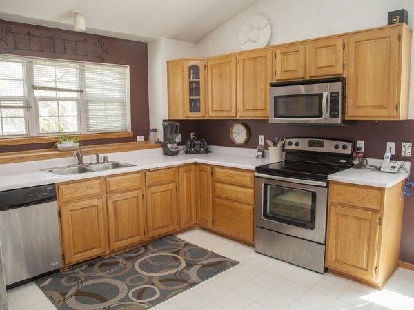 819 Spellman Street, Mount Horeb, WI 53572
