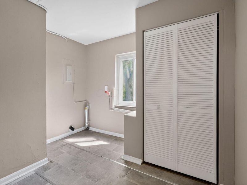 56 Florence Avenue, Columbus, OH 43228 Photo 28